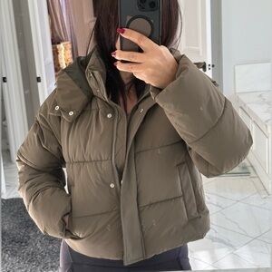 New Ci Sono Women's Puffer Jacket in Olive green with hoodies